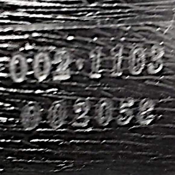 Authentic Gucci Tom Ford G Clasp Handbag - Picture 10 of 10